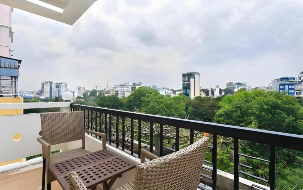 The Noble Swan Wood Park Hotel Ho Chi Minh-Byen Eksteriør billede